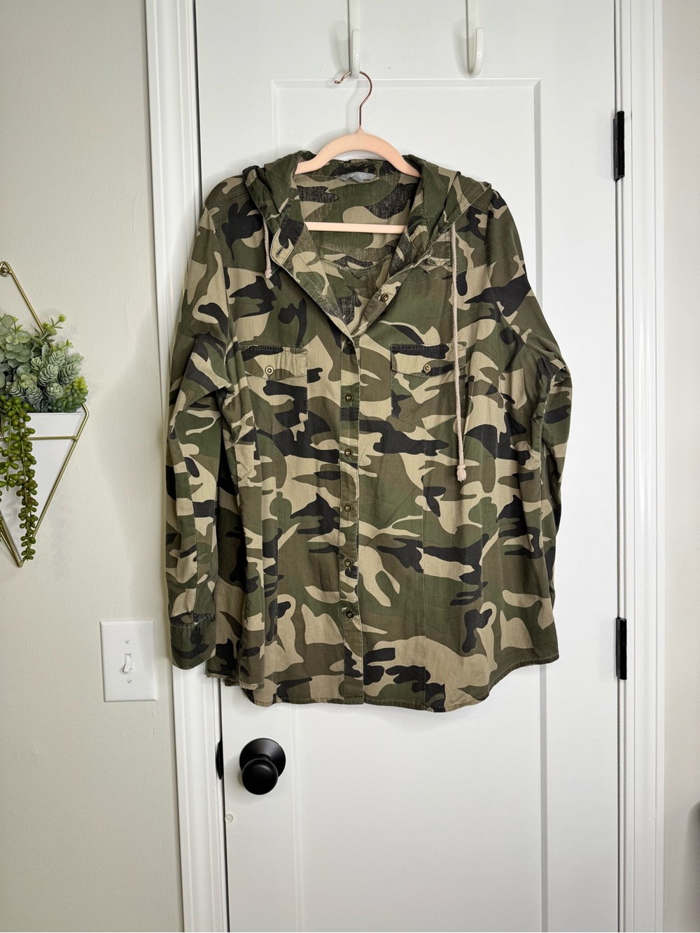 LoveSick Hooded Camo Shirt Jacket